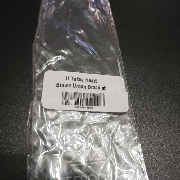 3/$15 New paparazzi it takes heart brown urban heart bracelet - Picture 6 of 8